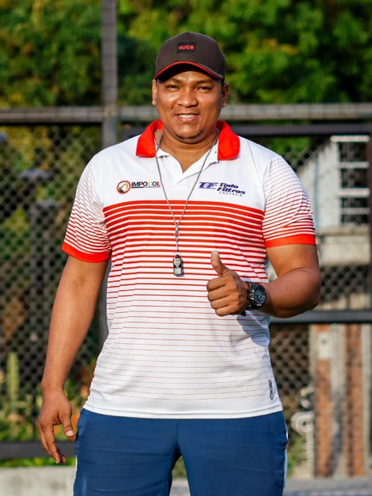 Luis Fernando Yepez, director técnico de La Academia F.C.